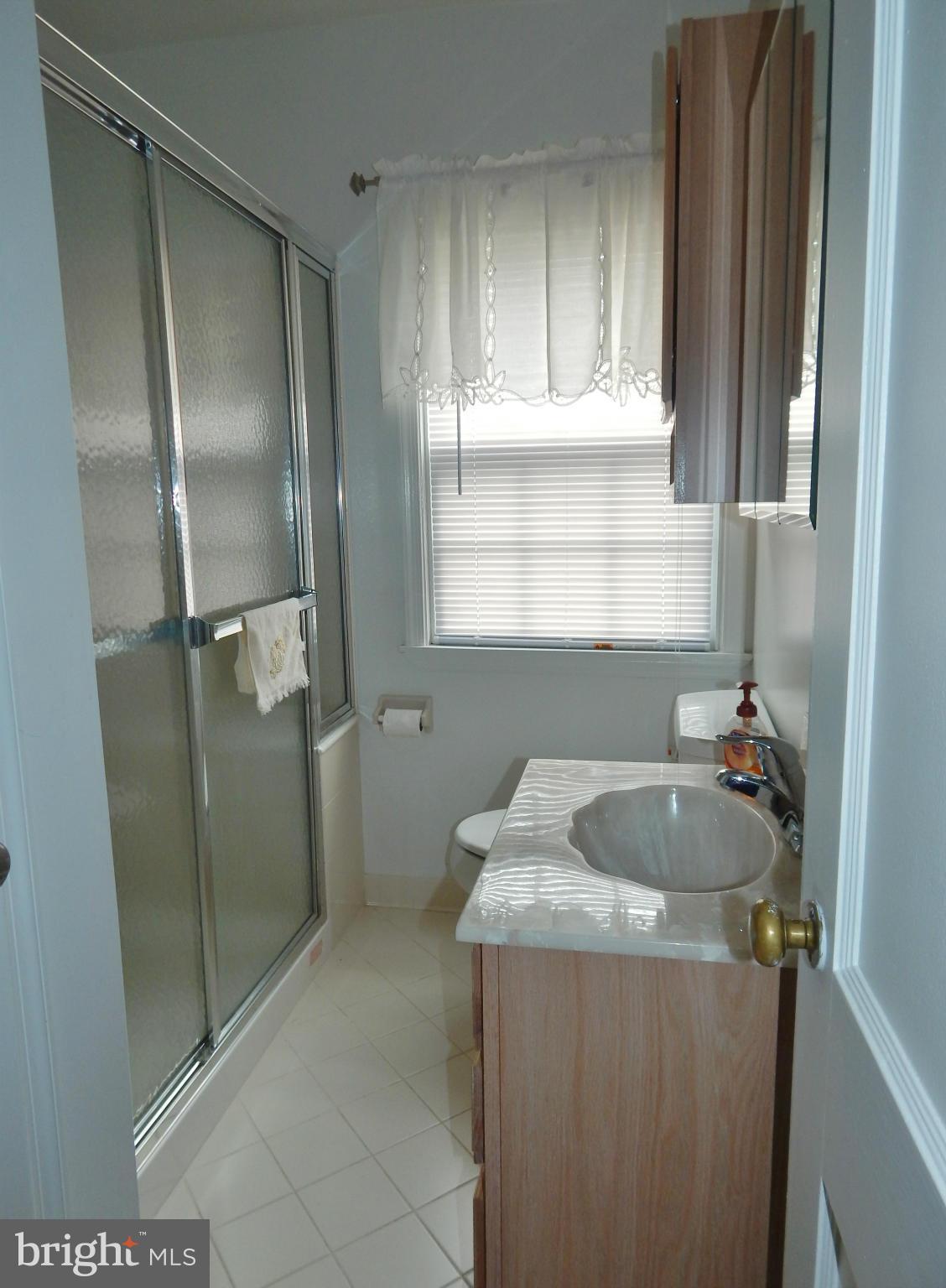 1884 Yakona Road Baltimore, MD 21234 - Photo 9 of 19