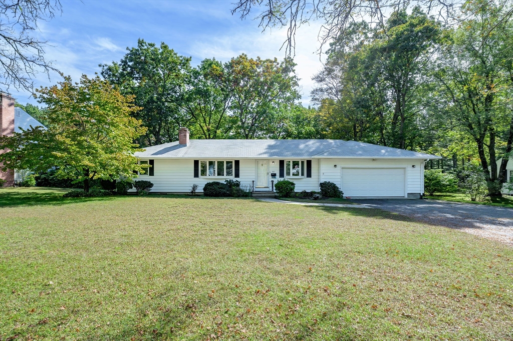 557 Maple Road, Unit 1 Longmeadow, MA 01106 - Photo 4 of 42