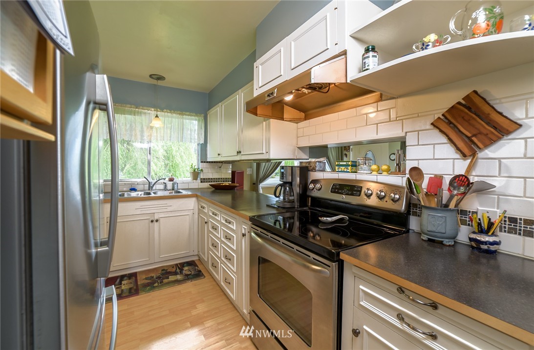 5941 Farm To Market Road Bow, WA 98232 - Photo 9 of 25 Gallery Image 9