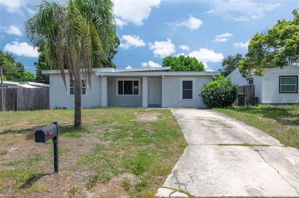 $2,795 | 5255 45th Avenue North, St. Petersburg, FL 33709