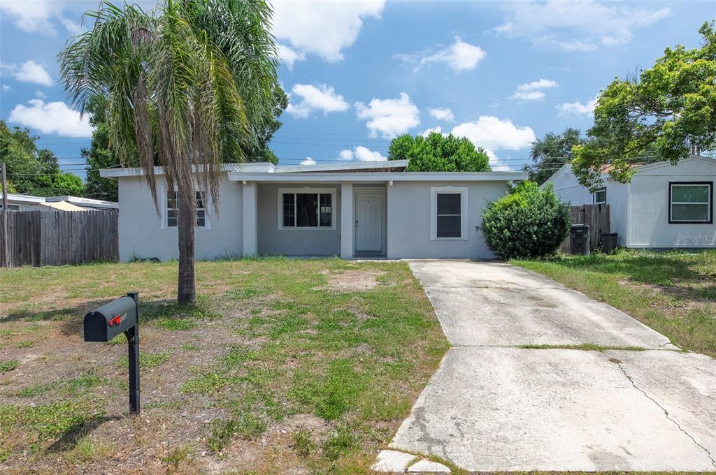 5255 45th Avenue North St. Petersburg, FL 33709 - Photo 1 of 24