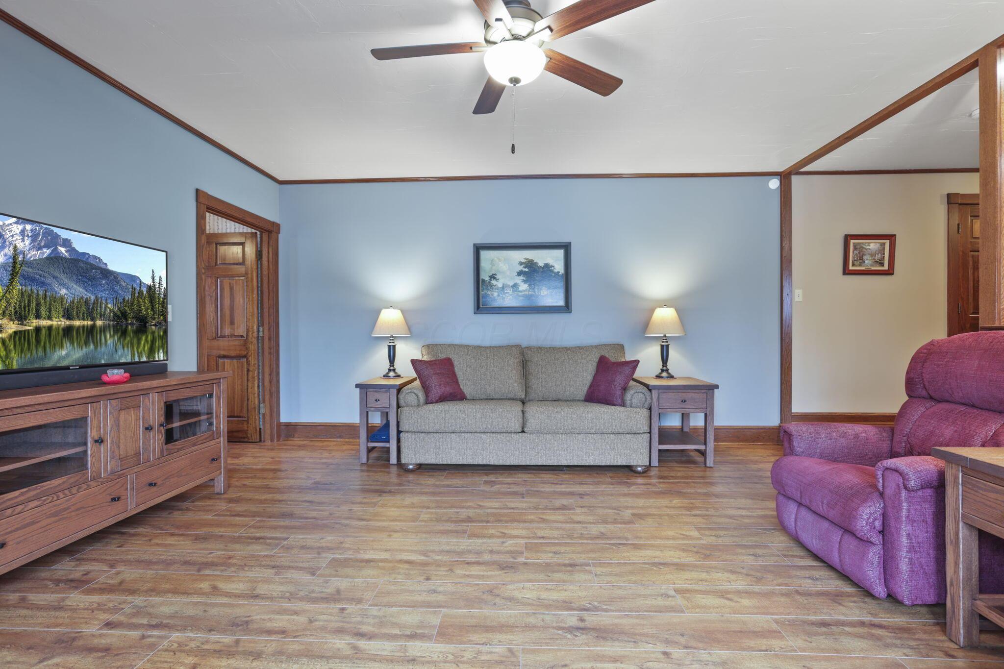 10810 Mc Intosh Road Pataskala, OH 43062 - Photo 13 of 80 Living Room