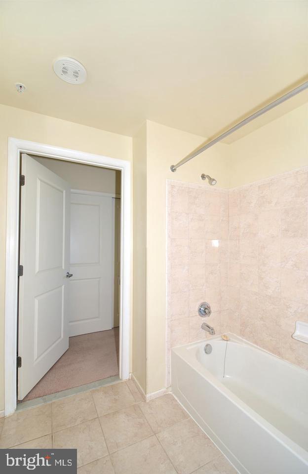 930 Wayne Avenue, Unit 1401 Silver Spring, MD 20910 - Photo 14 of 16 Gallery Image 14