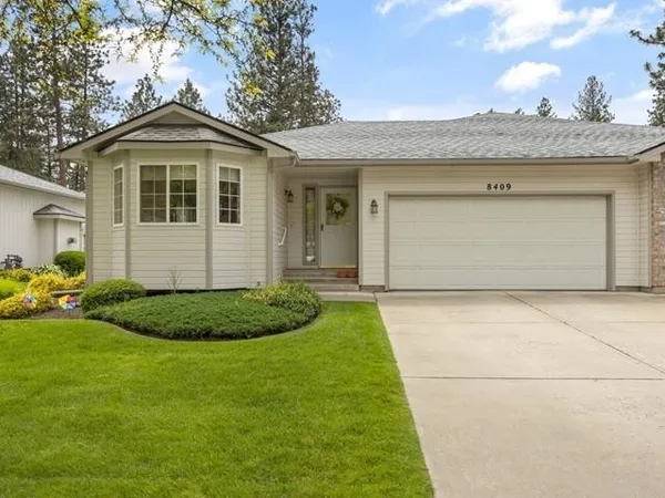 $379,900 | 8409 North Pine Meadows Lane, Nine Mile Falls, WA 99026