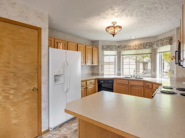 $379,900 | 8409 North Pine Meadows Lane, Nine Mile Falls, WA 99026