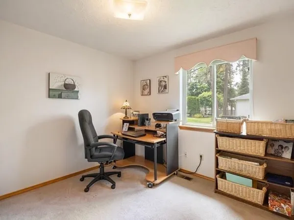 $379,900 | 8409 North Pine Meadows Lane, Nine Mile Falls, WA 99026