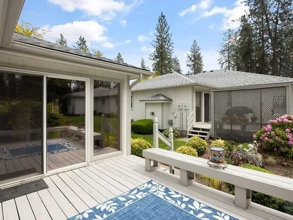 $379,900 | 8409 North Pine Meadows Lane, Nine Mile Falls, WA 99026