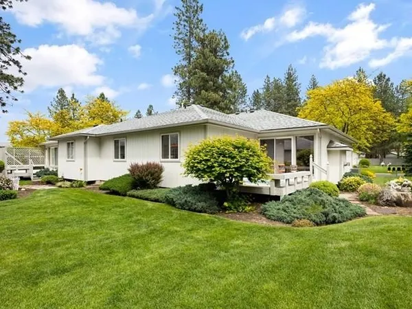 $379,900 | 8409 North Pine Meadows Lane, Nine Mile Falls, WA 99026