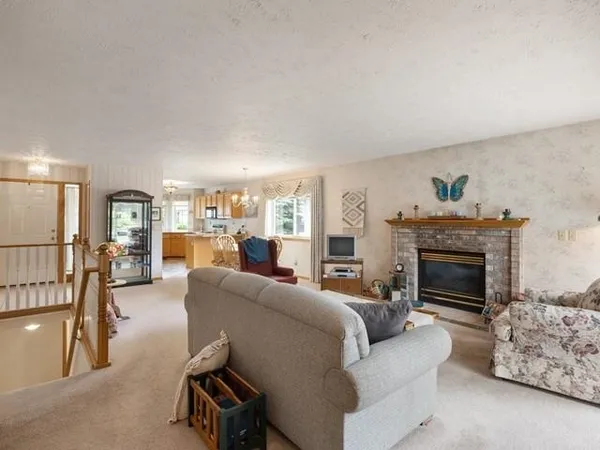 $379,900 | 8409 North Pine Meadows Lane, Nine Mile Falls, WA 99026