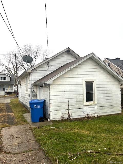 7535 Toepfer Road Warren, MI 48091 - Photo 3 of 10