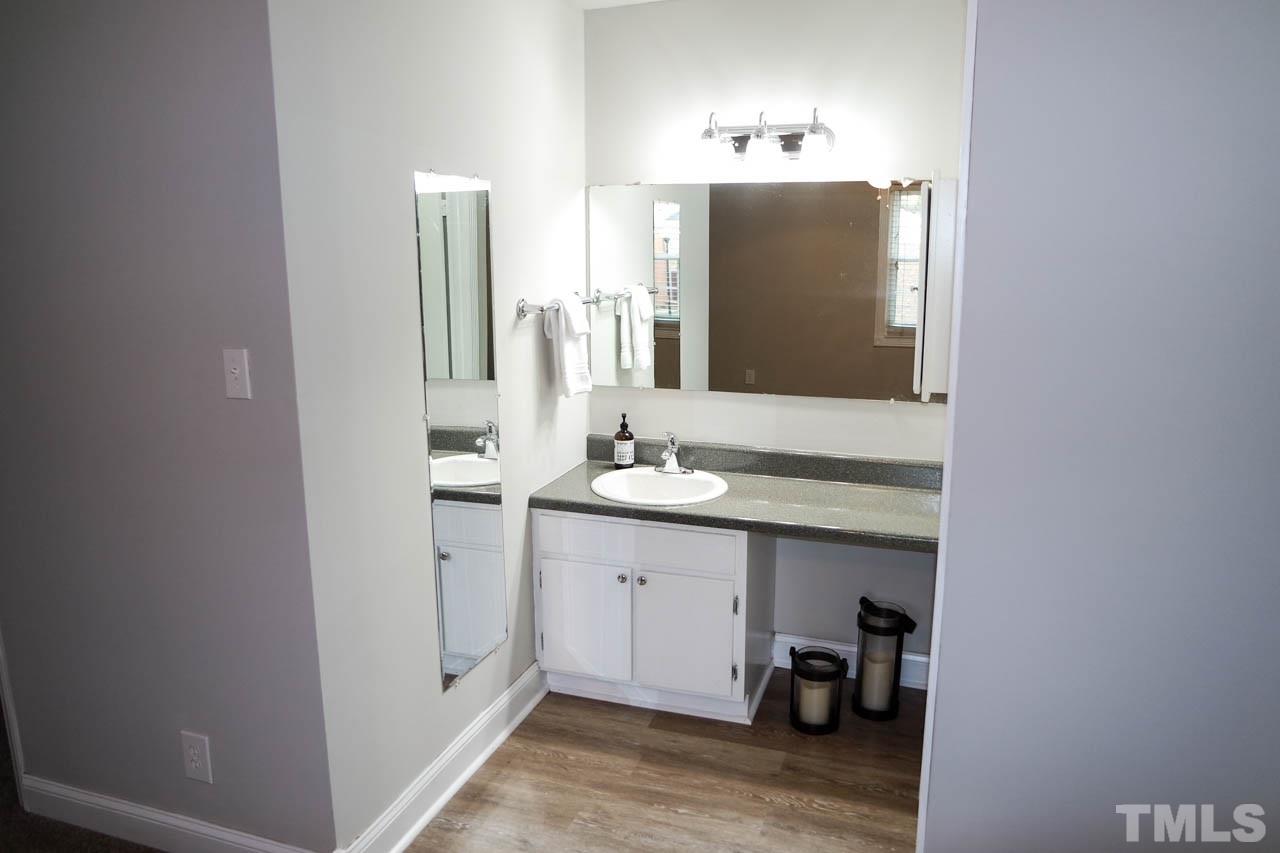 6447 New Market Way Raleigh, NC 27615 - Photo 9 of 16