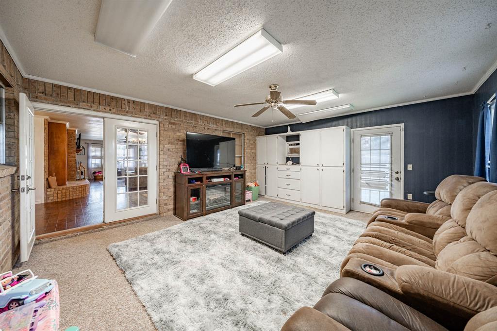 605 North Cleveland Avenue Rotan, TX 79546 - Photo 4 of 18