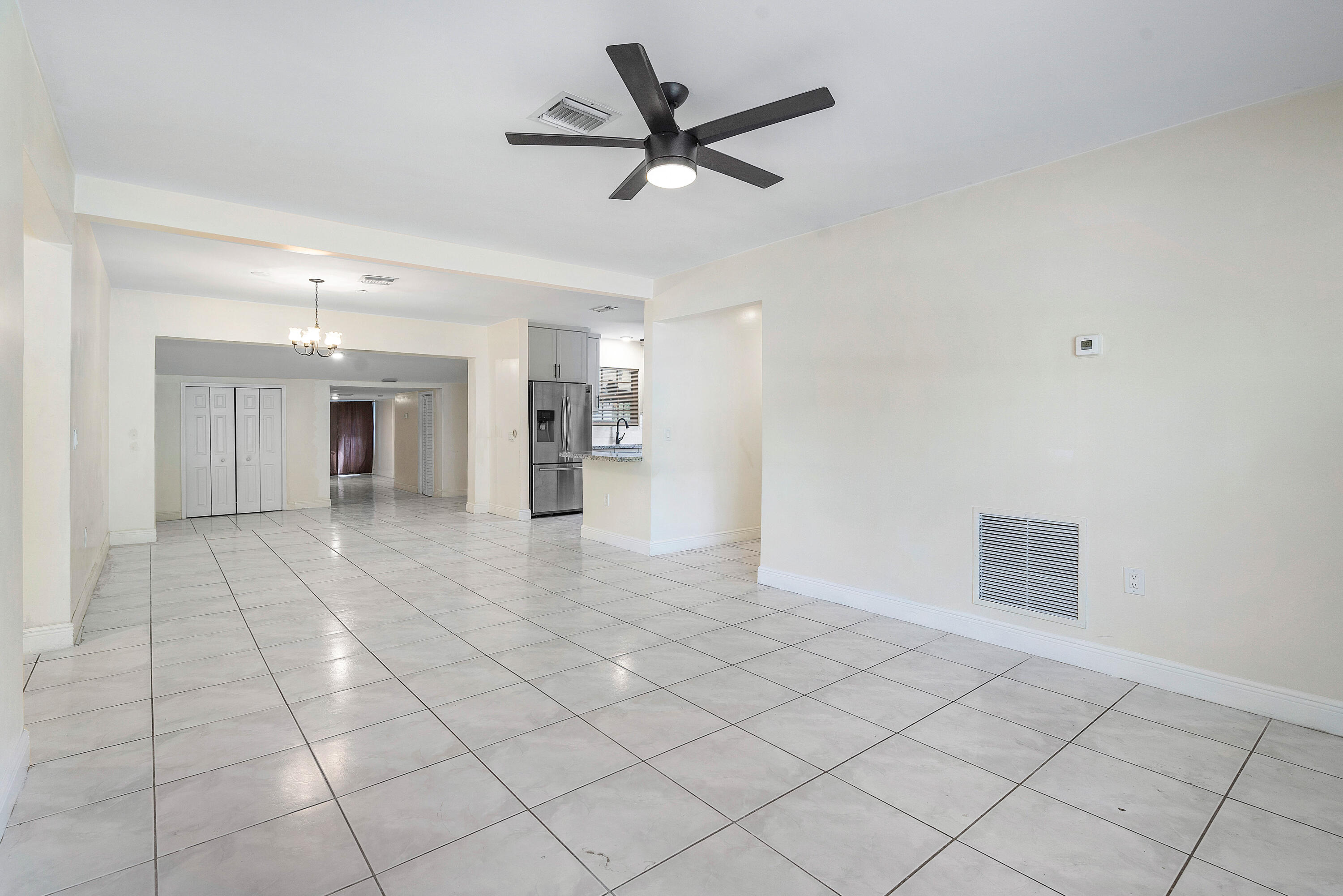 6130 Edwards Road Pompano Beach, FL 33063 - Photo 5 of 17 008-6130EdwardsRoad-Margate-FL-33063-FUL