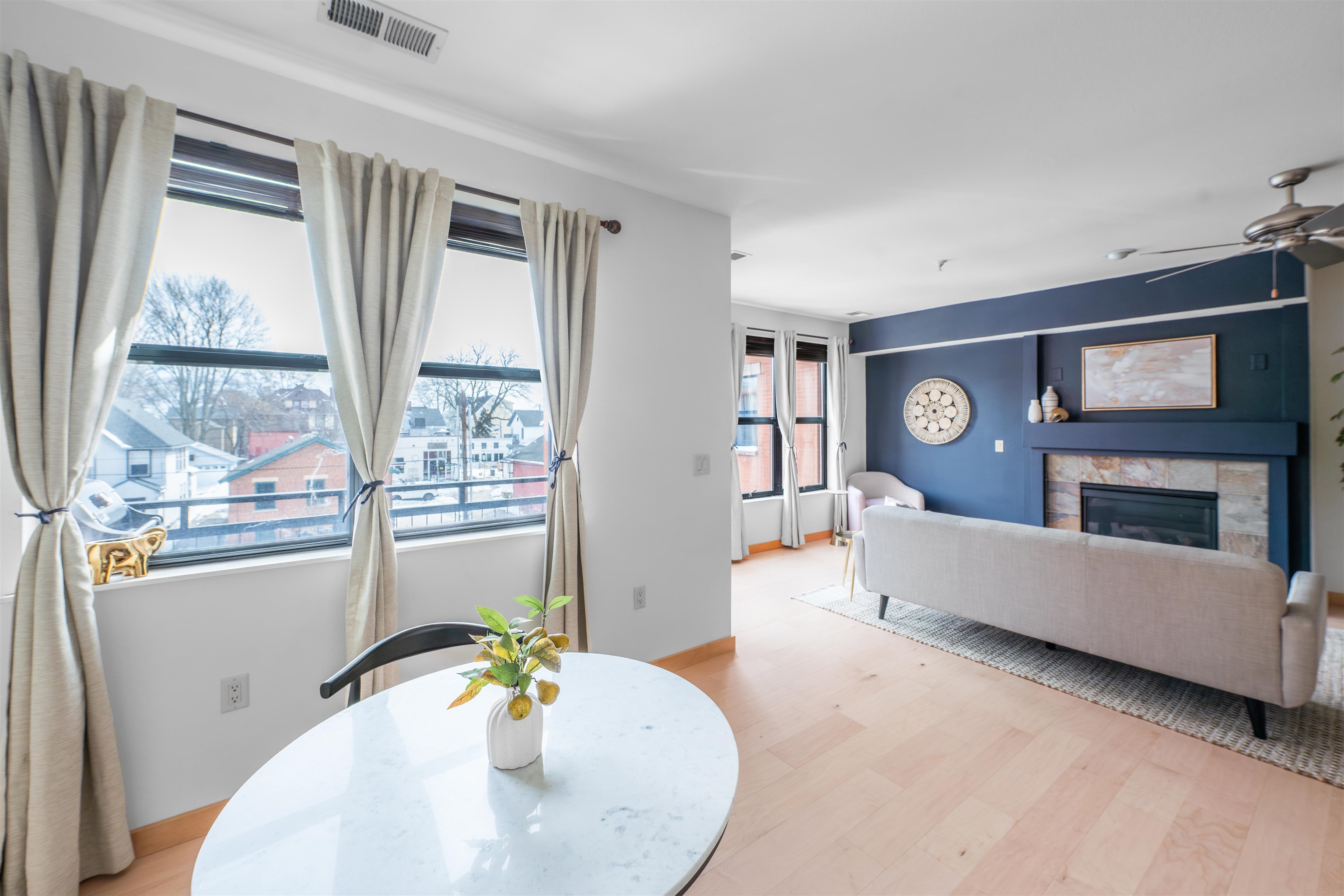 808 Williamson Street, Unit 304 Madison, WI 53703 - Photo 11 of 53