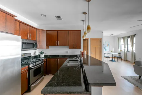 $399,000 | 808 Williamson Street, Unit 304, Madison, WI 53703