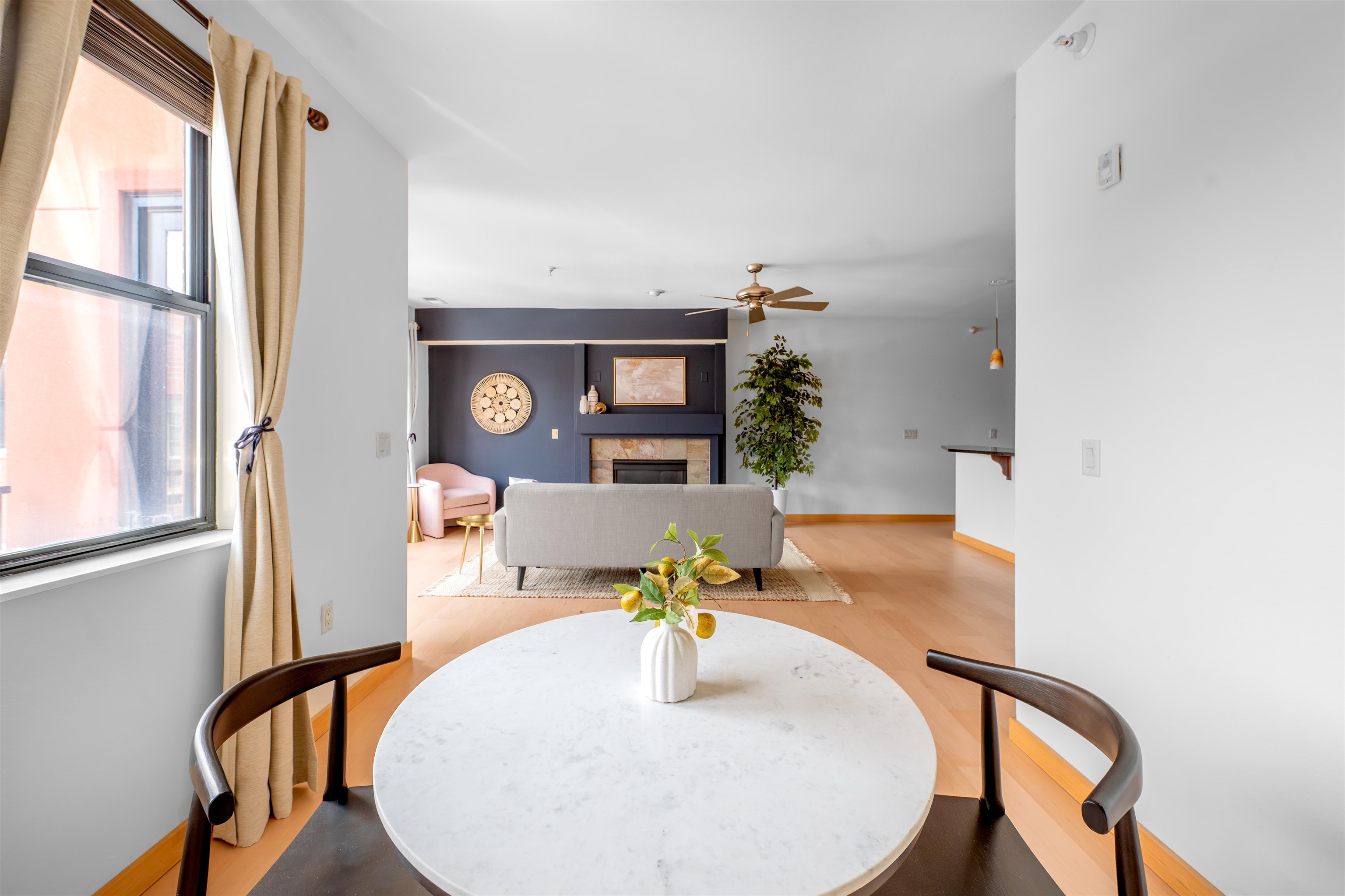 808 Williamson Street, Unit 304 Madison, WI 53703 - Photo 19 of 53