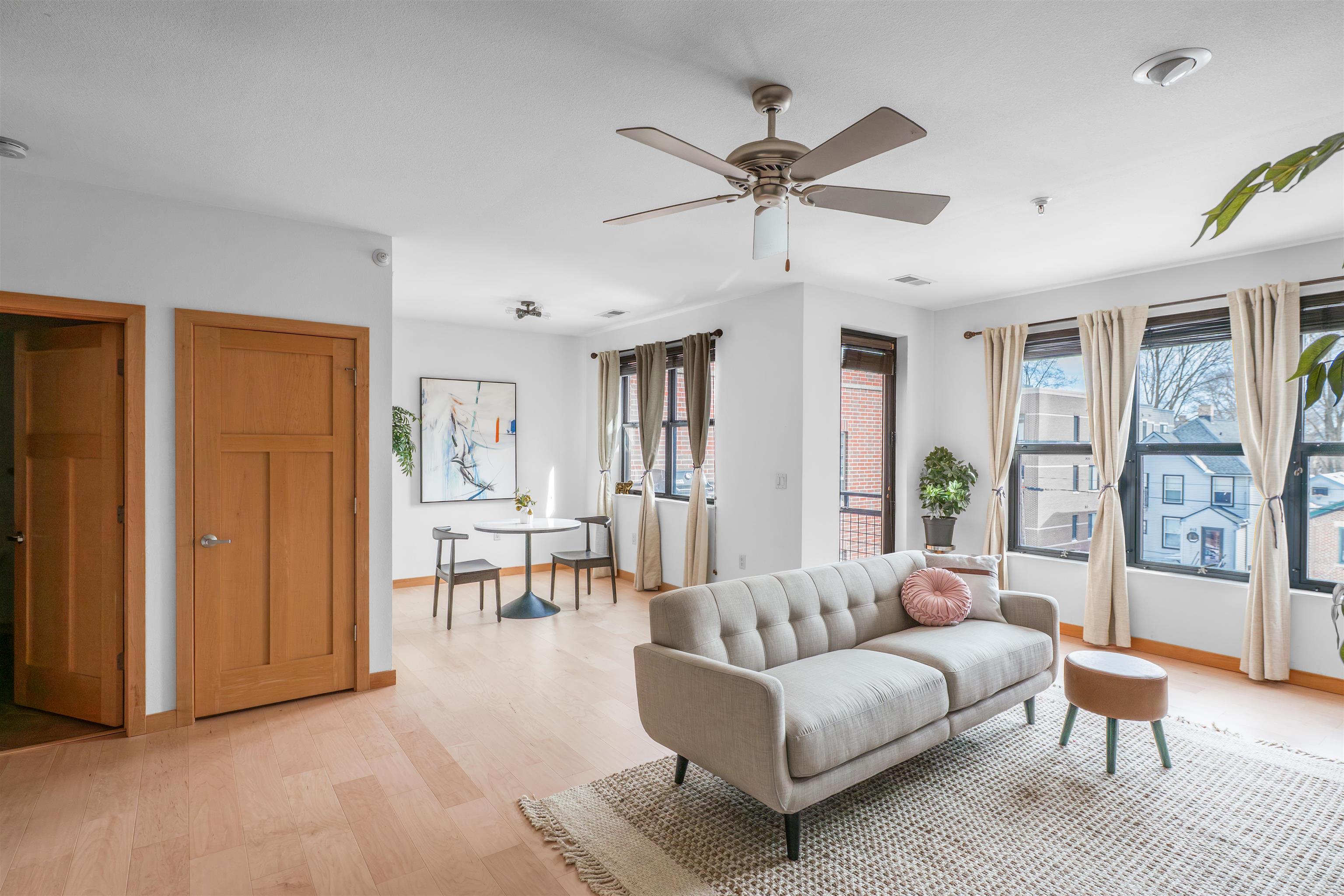 808 Williamson Street, Unit 304 Madison, WI 53703 - Photo 3 of 53