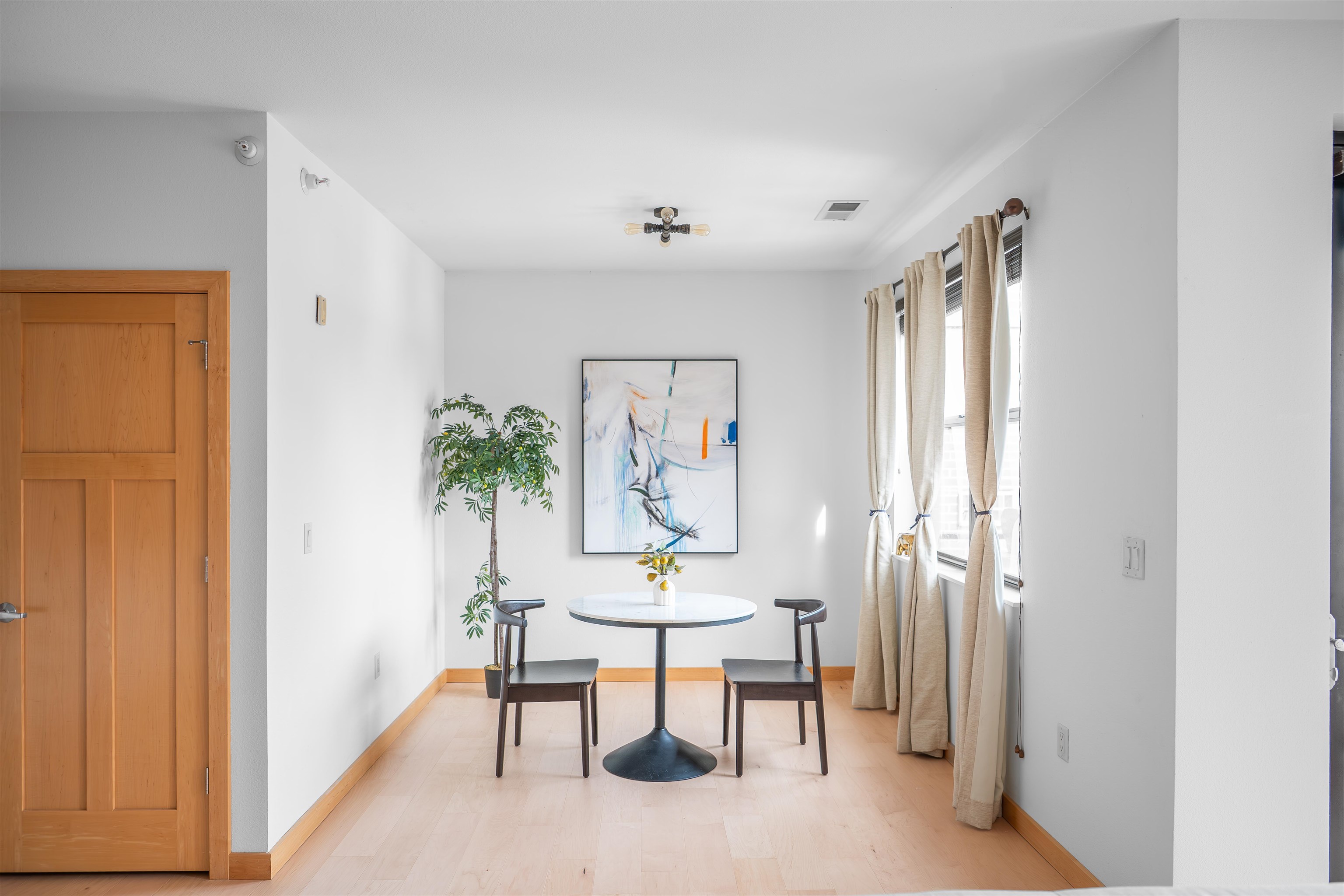 808 Williamson Street, Unit 304 Madison, WI 53703 - Photo 7 of 53