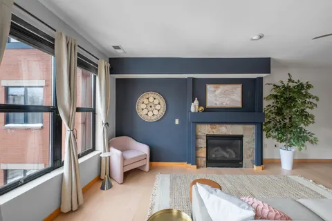 $399,000 | 808 Williamson Street, Unit 304, Madison, WI 53703