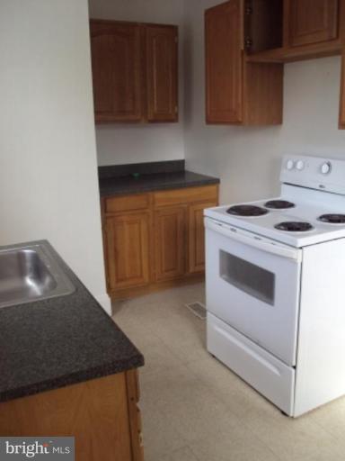 5136 Belair Road Baltimore, MD 21206 - Photo 8 of 14 Kitchen #2