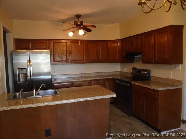 $2,000 | 3503 Farm Circle Road, Fayetteville, NC 28306