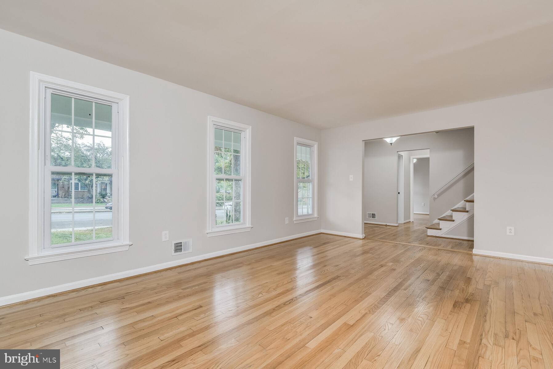 329 West Deer Park Road Gaithersburg, MD 20877 - Photo 15 of 60