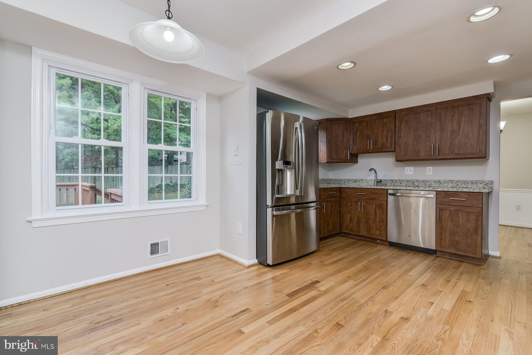 329 West Deer Park Road Gaithersburg, MD 20877 - Photo 21 of 60