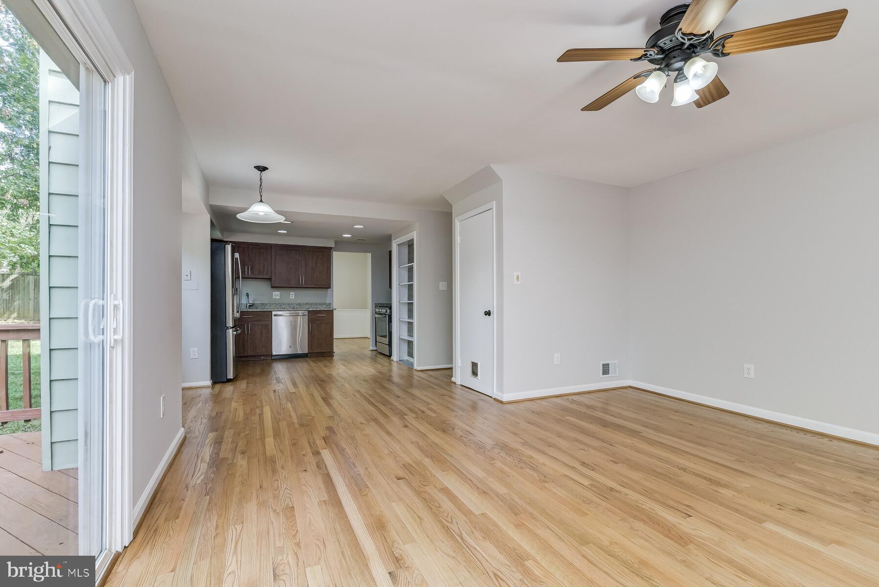 329 West Deer Park Road Gaithersburg, MD 20877 - Photo 31 of 60