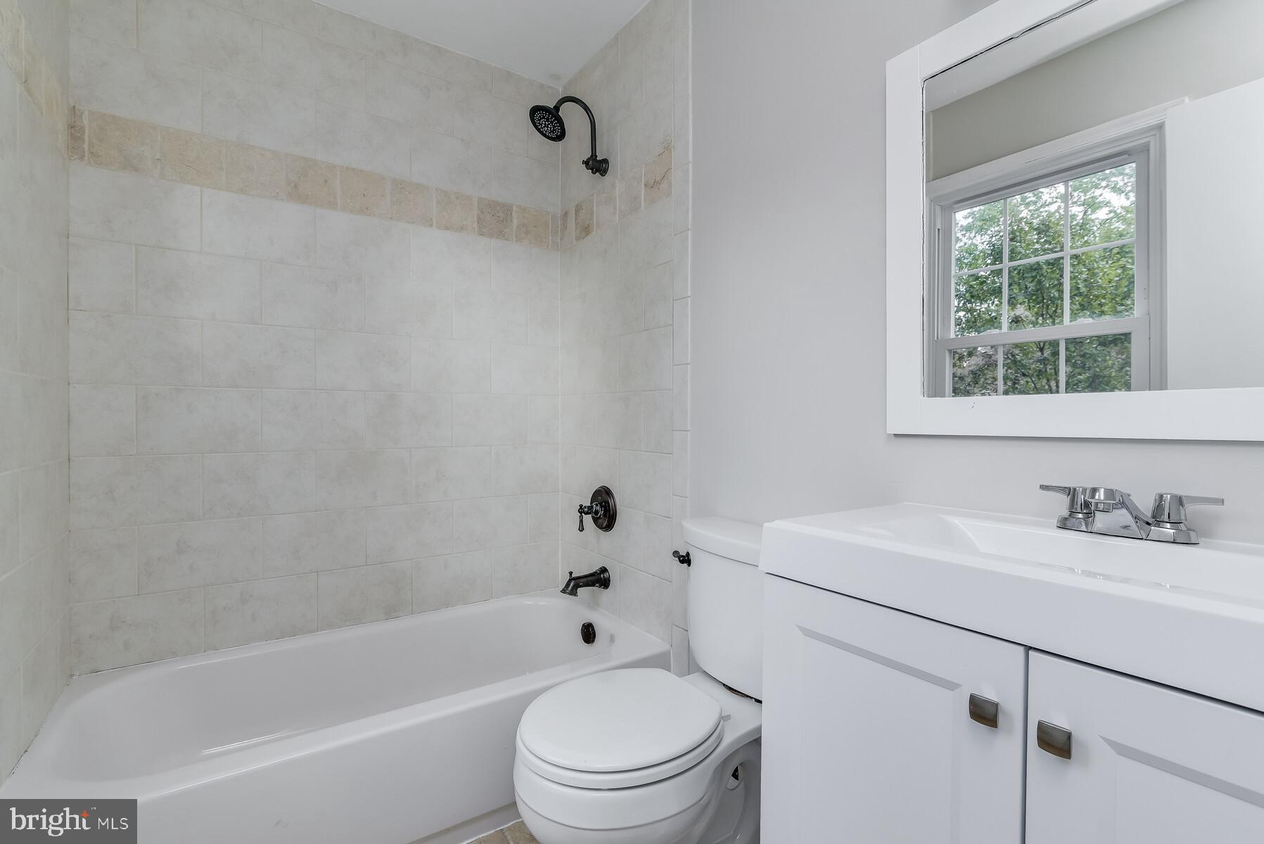 329 West Deer Park Road Gaithersburg, MD 20877 - Photo 44 of 60