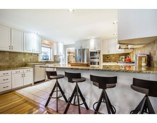 28 Woodstone Road Northborough, MA 01532 - Photo 4 of 30 Gallery Image 4