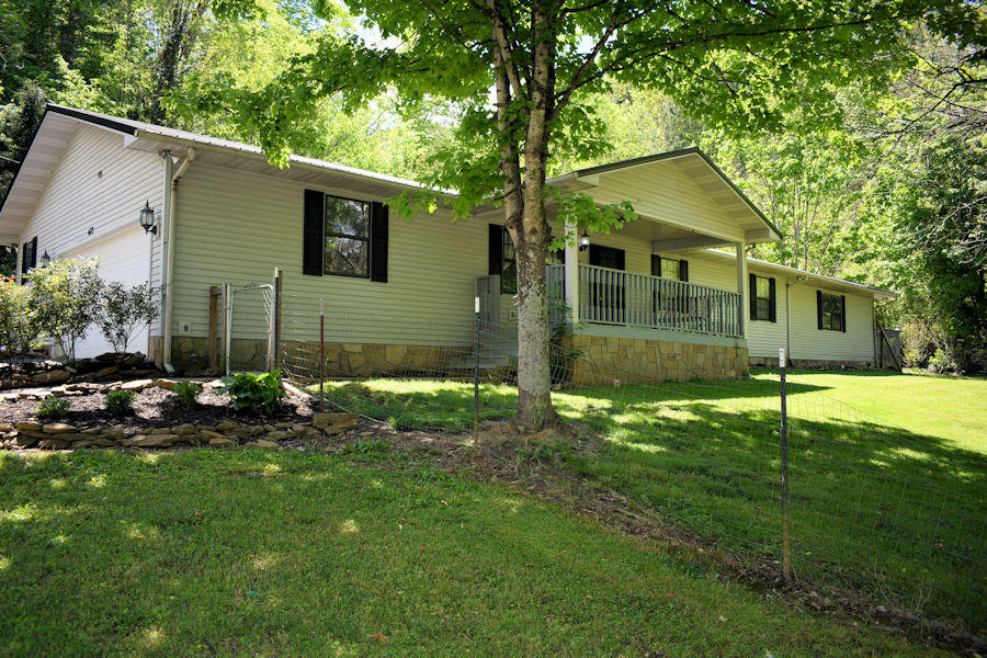 430 Lane Hollow Road Sevierville, TN 37876 - Photo 1 of 39 front2