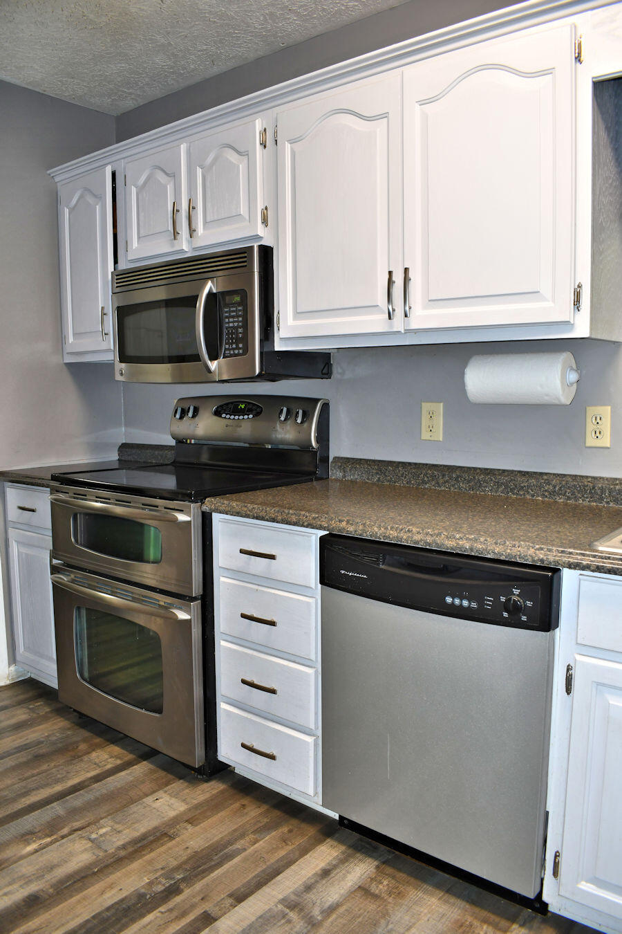430 Lane Hollow Road Sevierville, TN 37876 - Photo 11 of 39 kitchen8a