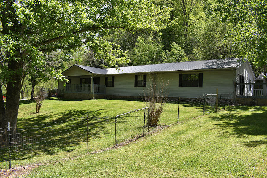 430 Lane Hollow Road Sevierville, TN 37876 - Photo 3 of 39 front5
