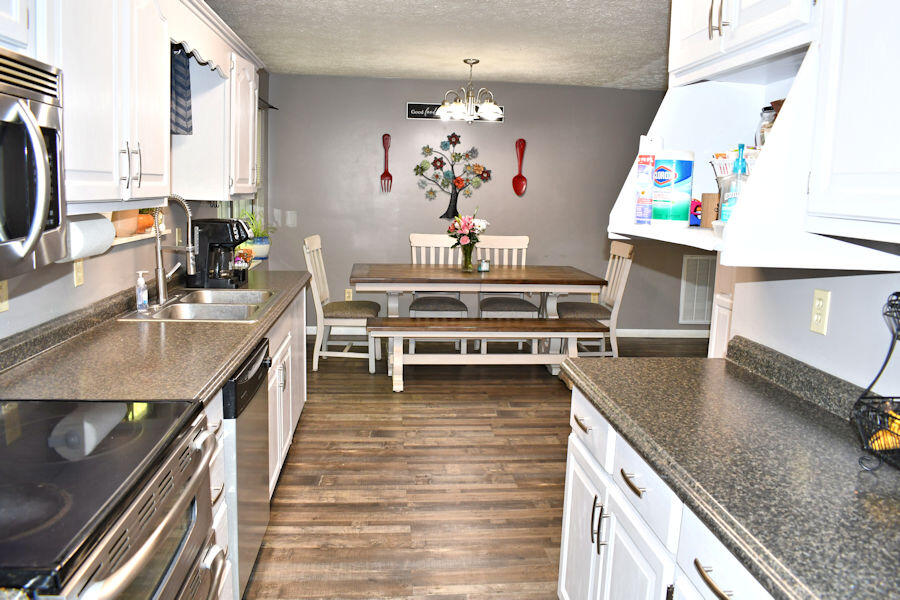 430 Lane Hollow Road Sevierville, TN 37876 - Photo 10 of 39 kitchen7a