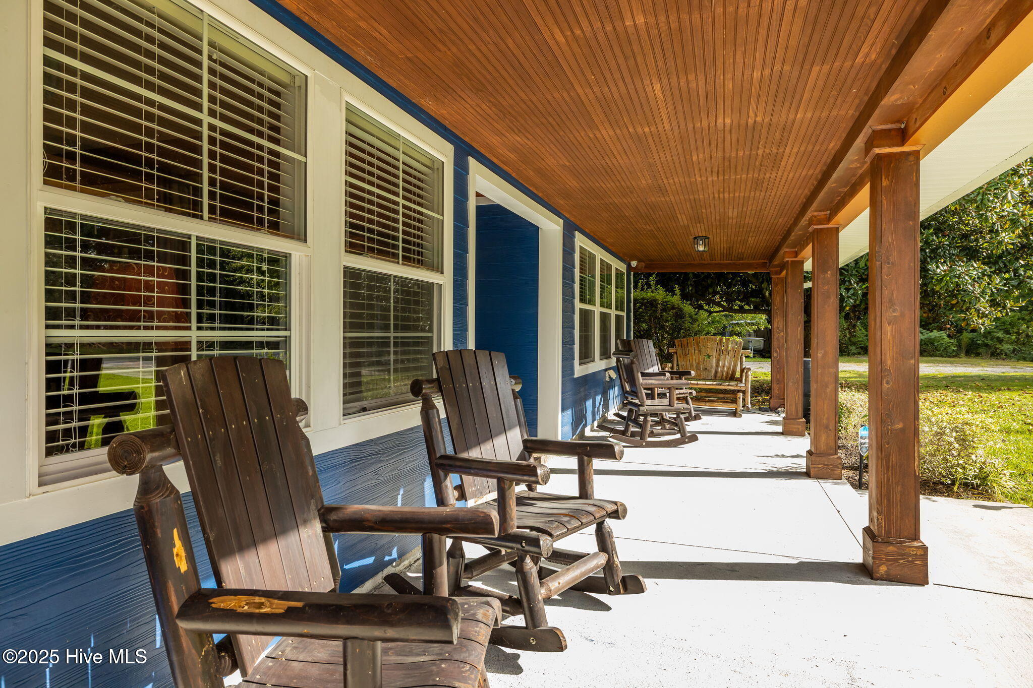 218 Old Ironsides Road Newport, NC 28570 - Photo 4 of 64 4-web-or-mls-1S3A6592
