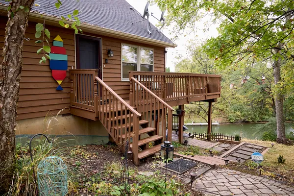 $400,000 | 21 Magnolia Court, Putnam, IL 61560