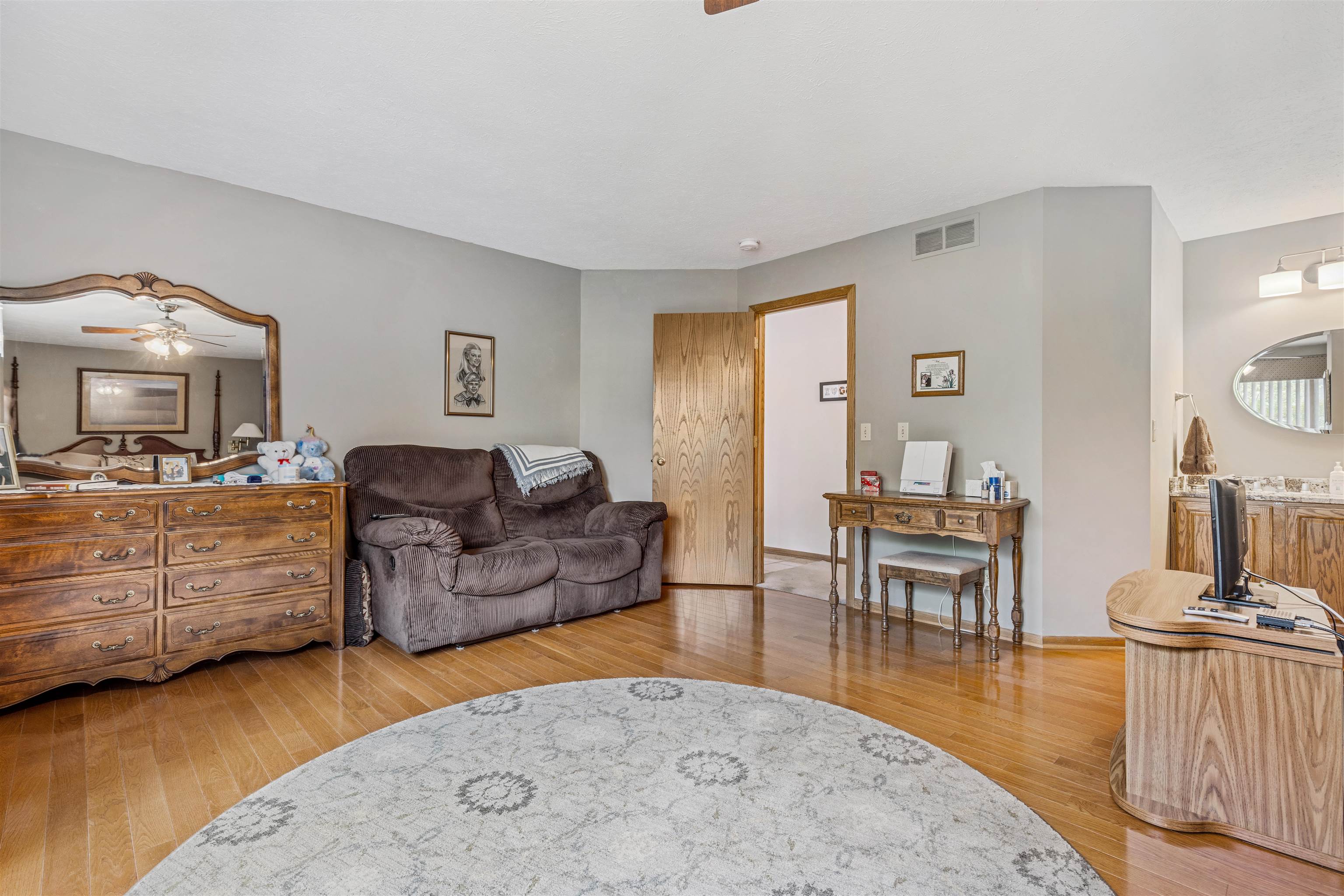 3443 North Trainer Road Rockford, IL 61114 - Photo 11 of 32 Gallery Image 11
