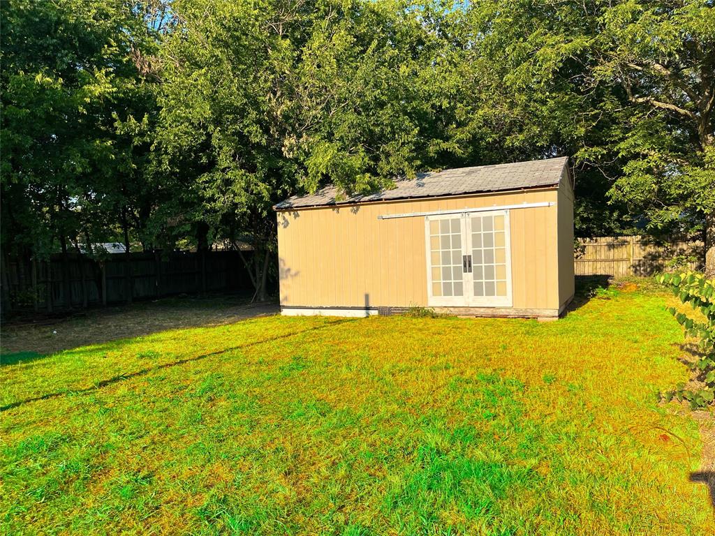 1108 Locust Street Gainesville, TX 76240 - Photo 13 of 13