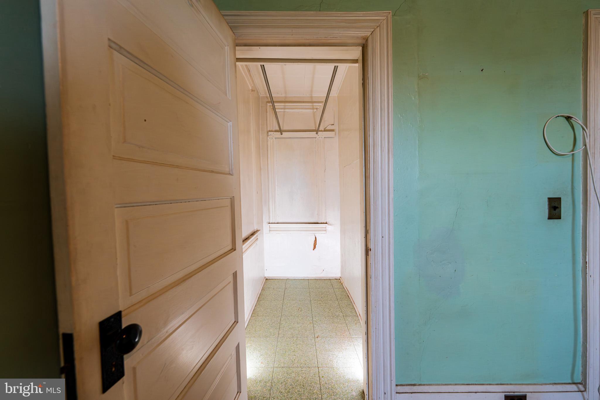 9 Church Lane Baltimore, MD 21208 - Photo 24 of 31 a view of walk in closet