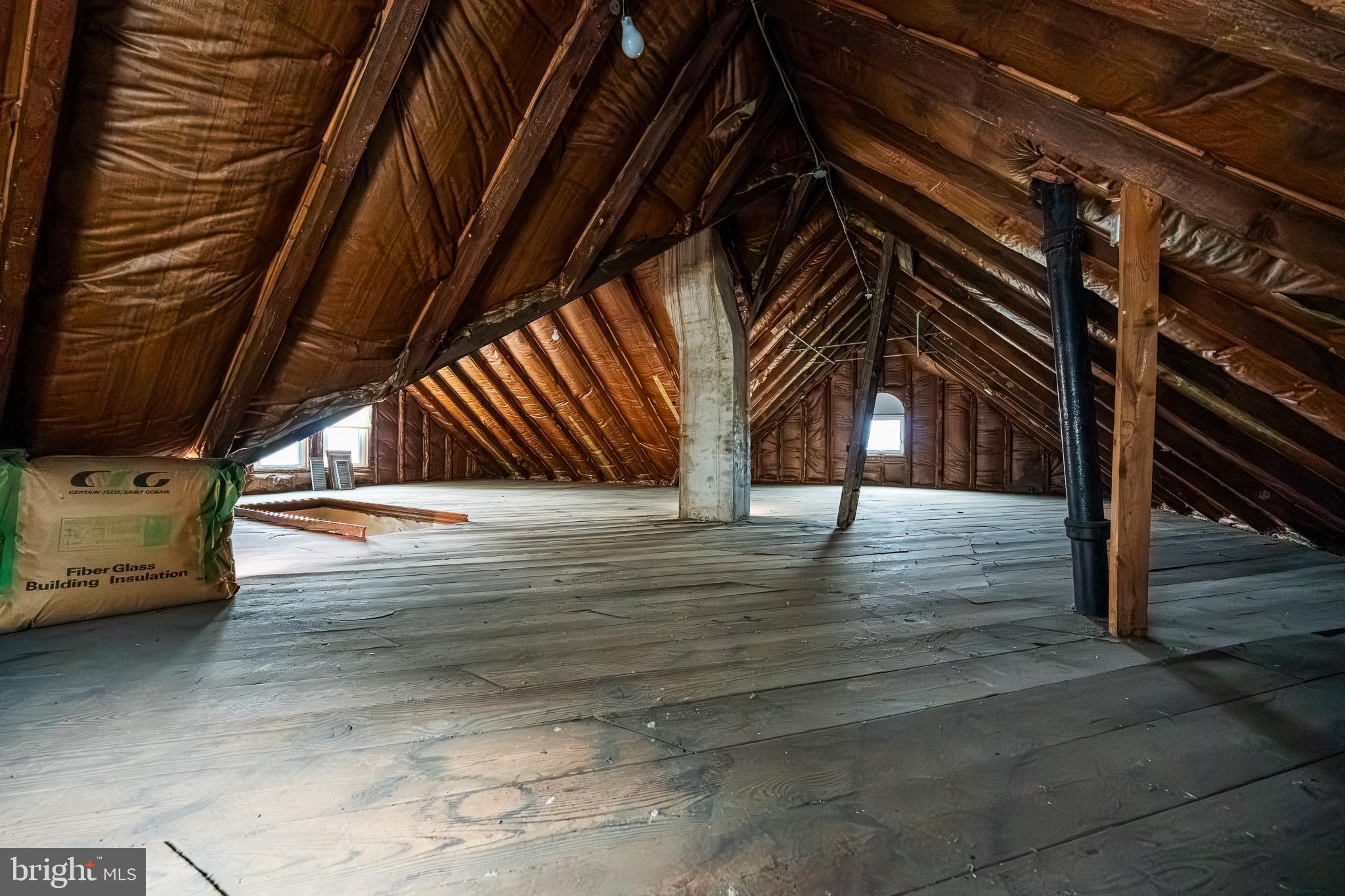 9 Church Lane Baltimore, MD 21208 - Photo 30 of 31 a view of outdoor space and deck