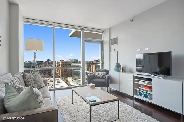 $349,000 | 123 South Green Street, Unit 1110B, Chicago, IL 60607