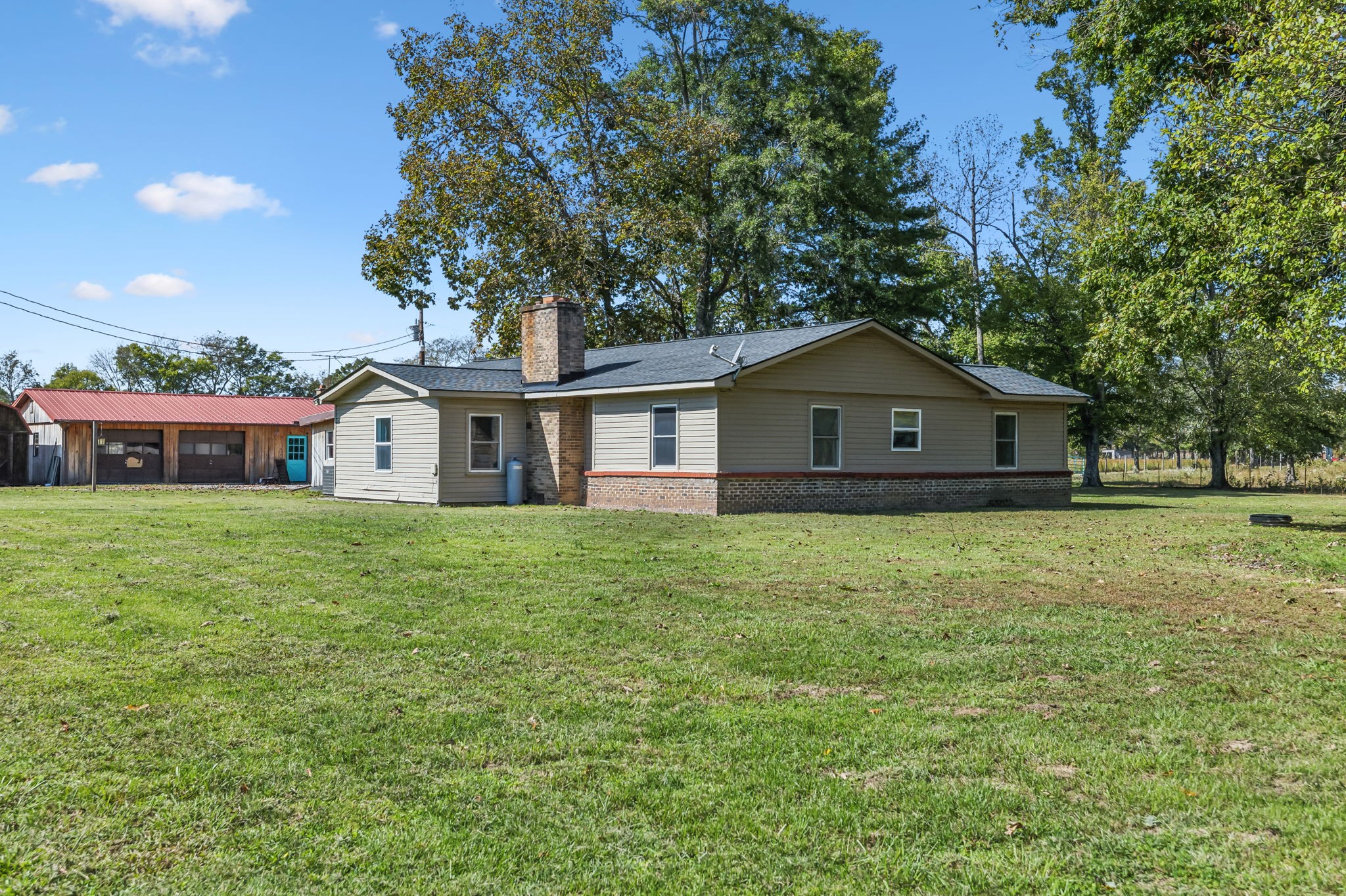 3016 Pocahontas Road Morrison, TN 37357 - Photo 29 of 47 a front view of house with a garden and deck