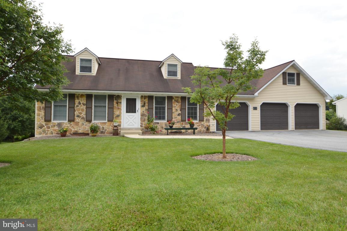 722 West Brubaker Valley Road Lititz, PA 17543 - Photo 1 of 33