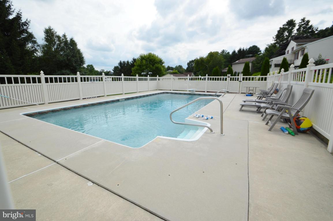 722 West Brubaker Valley Road Lititz, PA 17543 - Photo 19 of 33