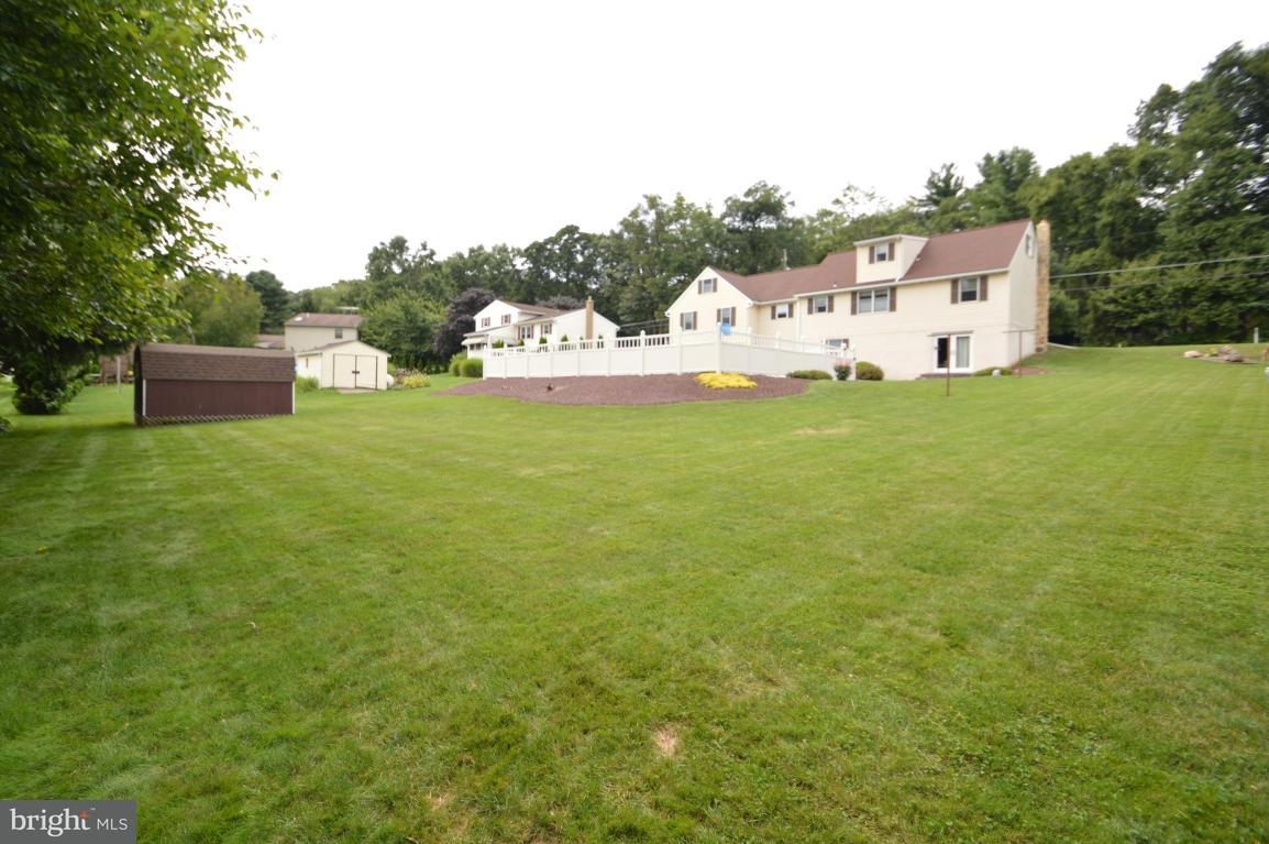 722 West Brubaker Valley Road Lititz, PA 17543 - Photo 24 of 33
