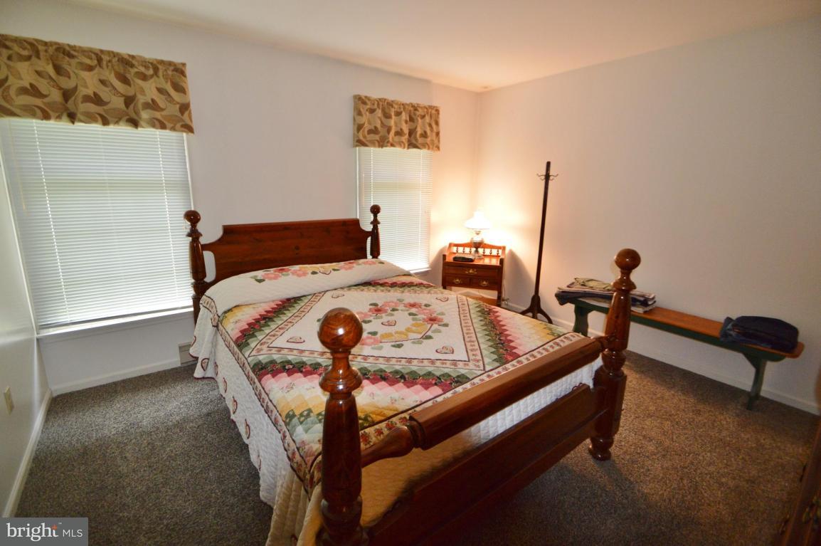 722 West Brubaker Valley Road Lititz, PA 17543 - Photo 7 of 33