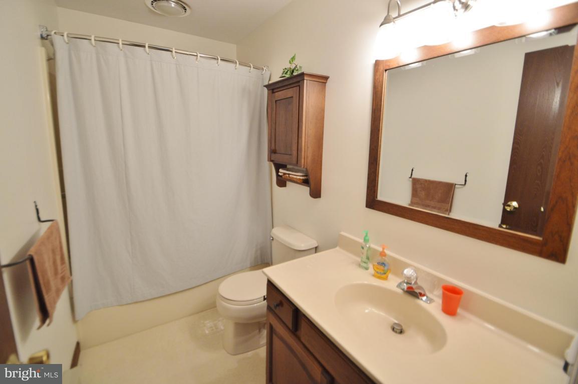 722 West Brubaker Valley Road Lititz, PA 17543 - Photo 8 of 33
