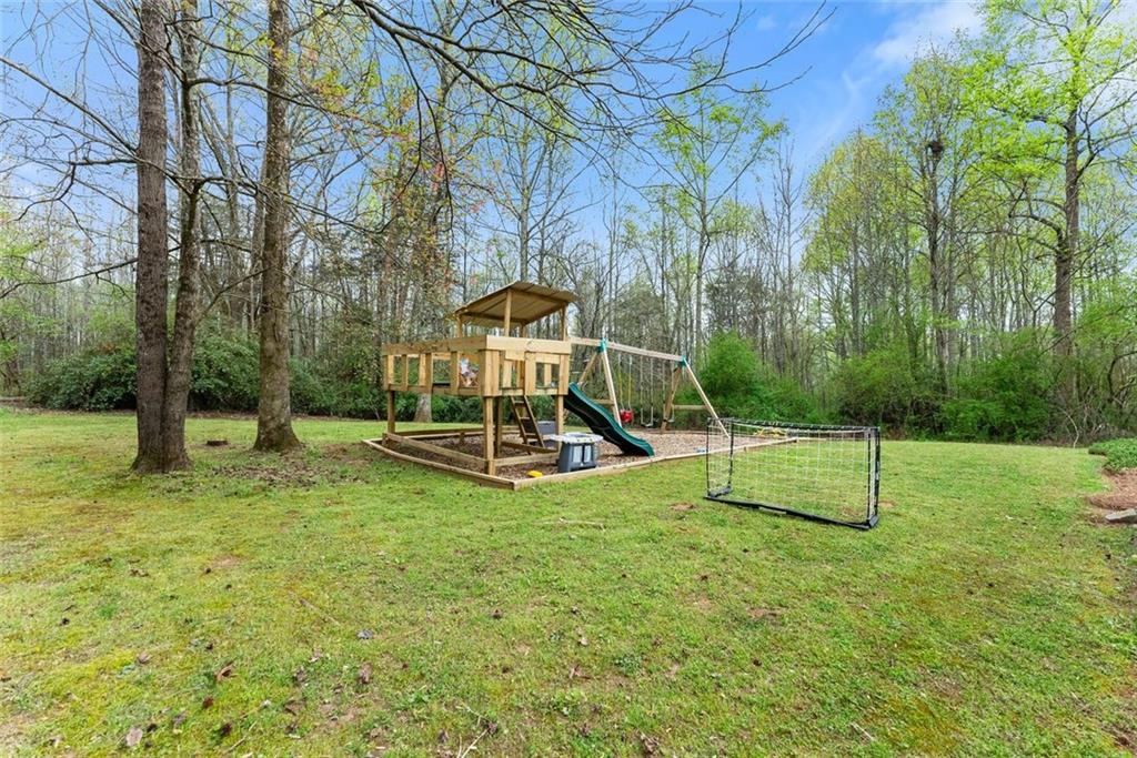 6595 Pond View Court Clermont, GA 30527 - Photo 39 of 43