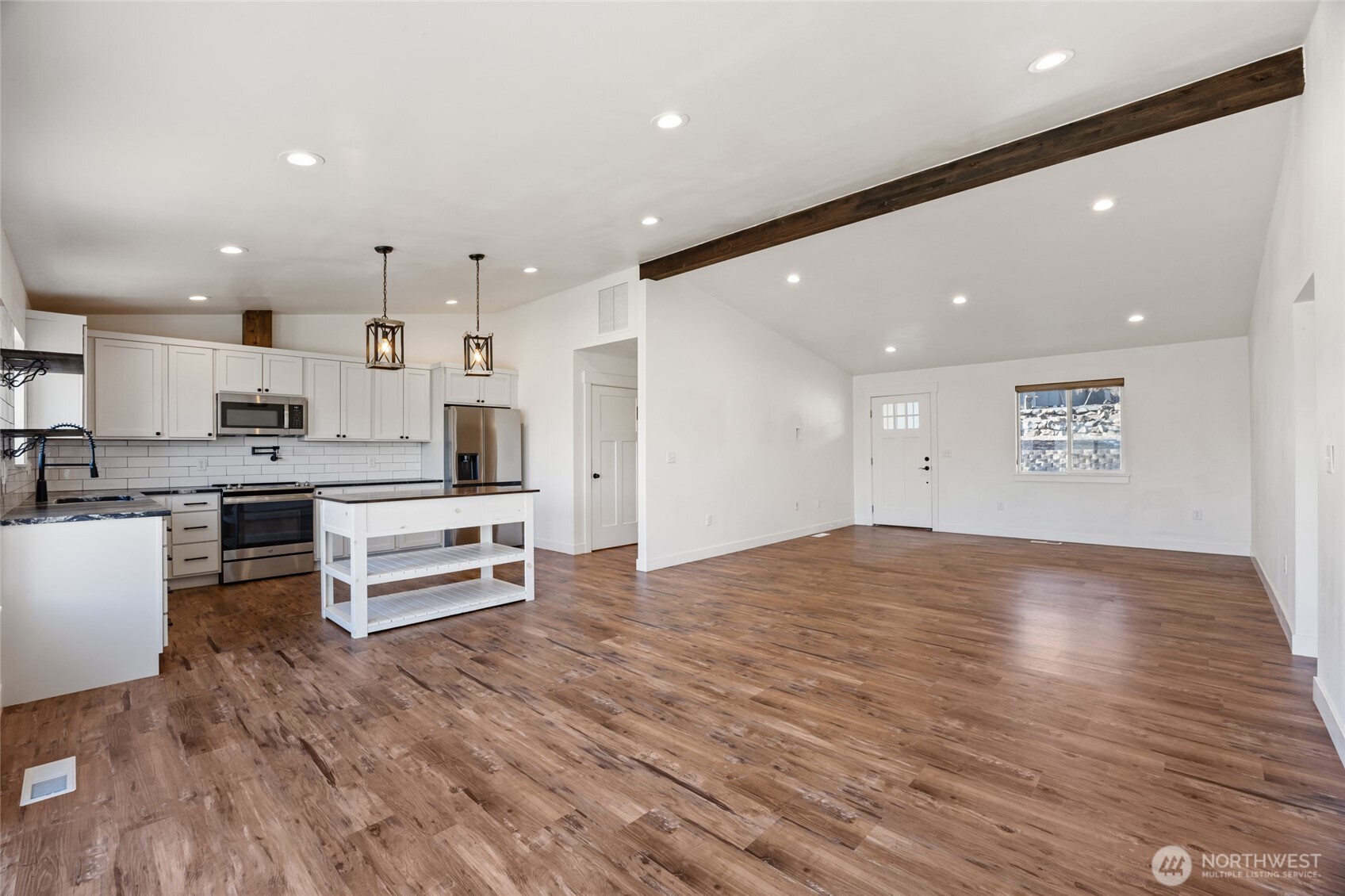 3063 Conarty Road Malaga, WA 98828 - Photo 12 of 40