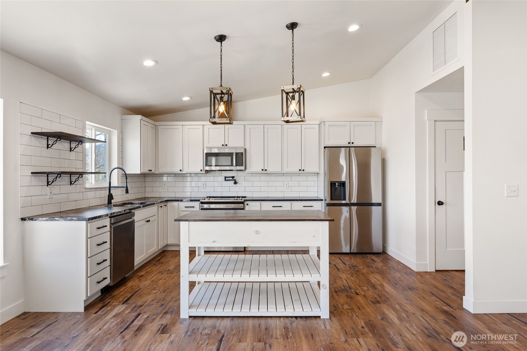 3063 Conarty Road Malaga, WA 98828 - Photo 15 of 40